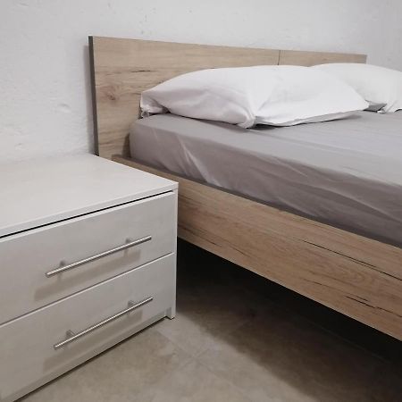 Apartman Milan Obrovac Buitenkant foto