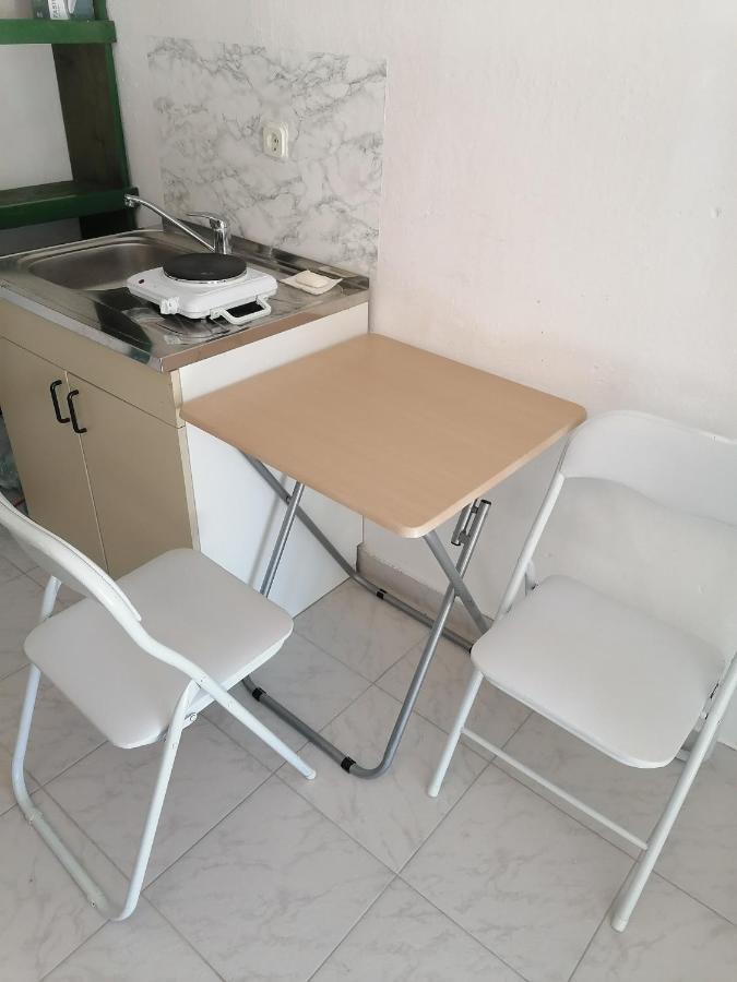 Apartman Milan Obrovac Buitenkant foto